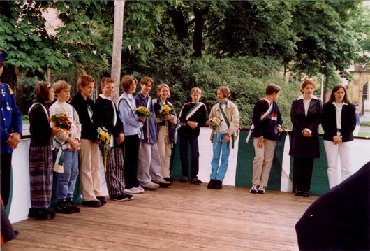 Jugendthron 1998/1999