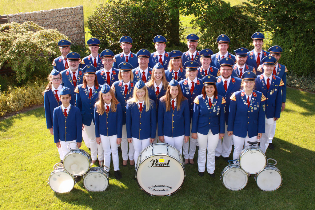 Gruppenfoto des Spielmannszugs Marienfeld.